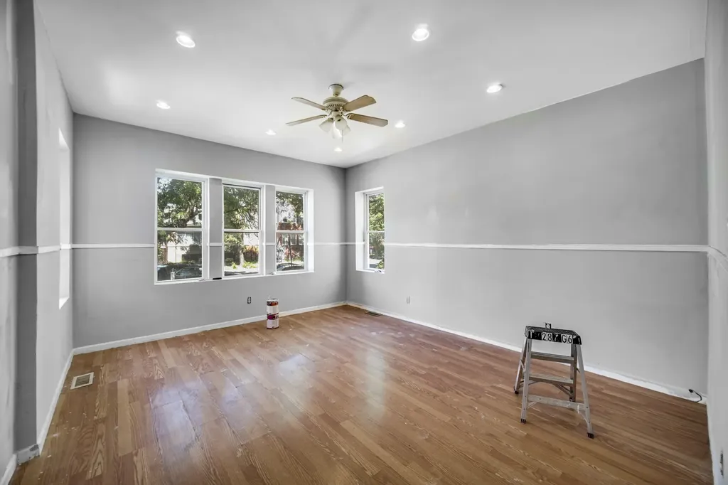 1647 North Austin Avenue Chicago IL 60639