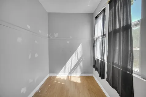 1647 North Austin Avenue Chicago IL 60639