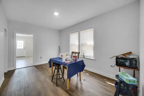 1647 North Austin Avenue Chicago IL 60639