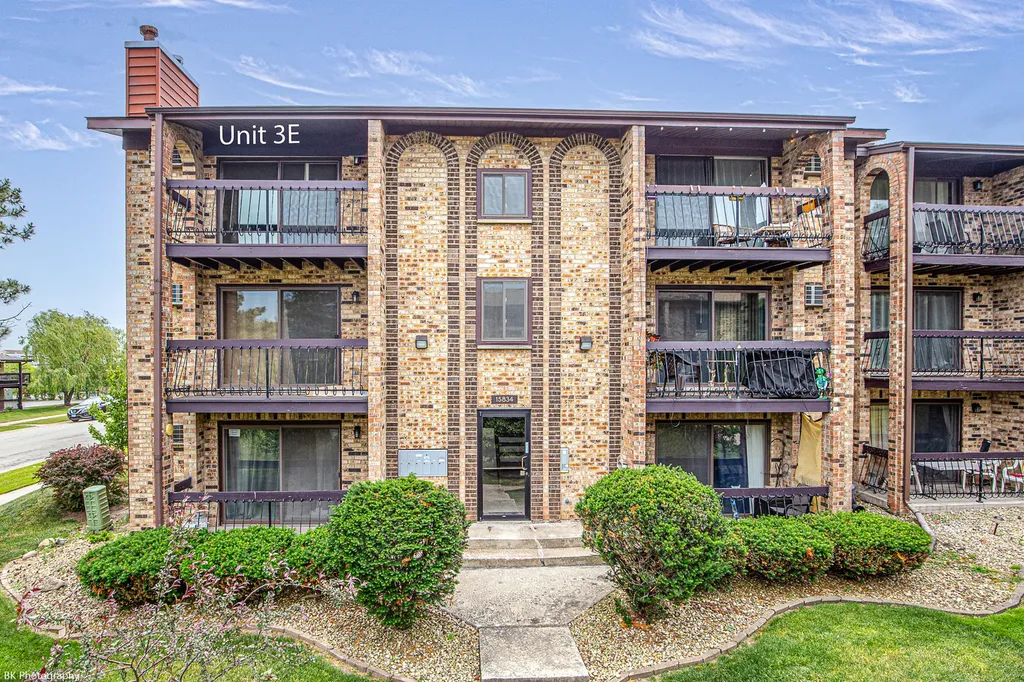 15834 Orlan Brook Drive Orland Park IL 60462