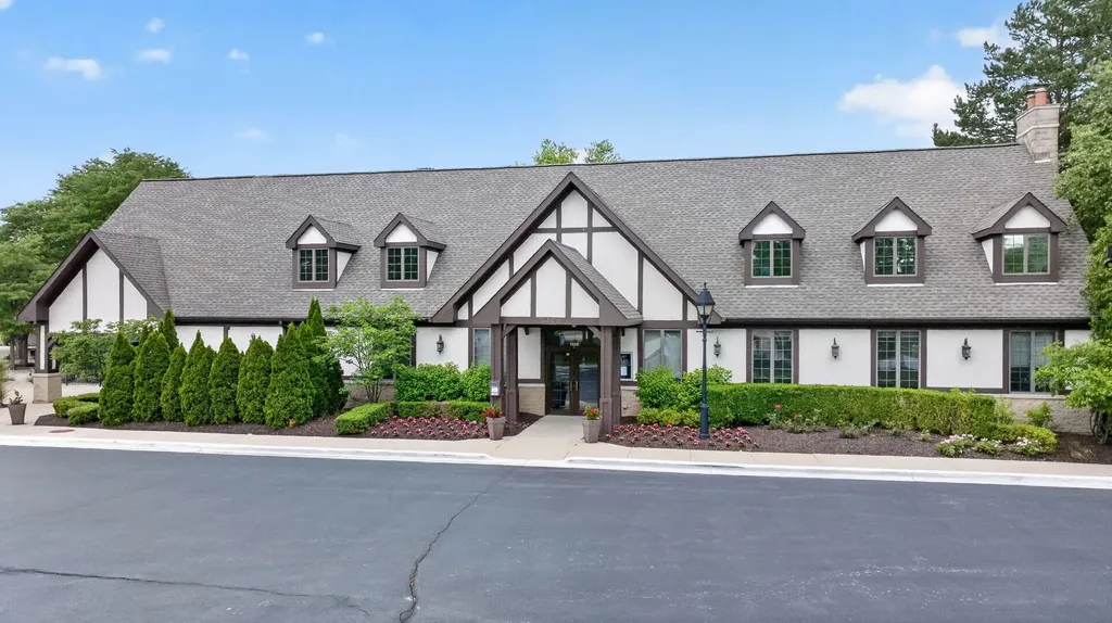 3743 Caine Drive Naperville IL 60564