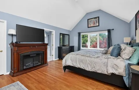 3743 Caine Drive Naperville IL 60564