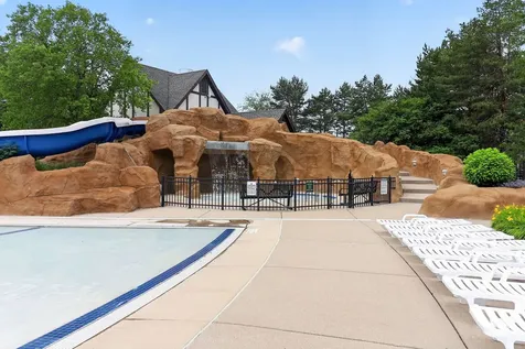 3743 Caine Drive Naperville IL 60564