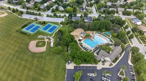 3743 Caine Drive Naperville IL 60564