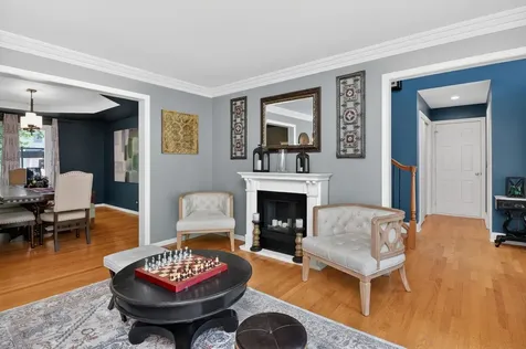 3743 Caine Drive Naperville IL 60564
