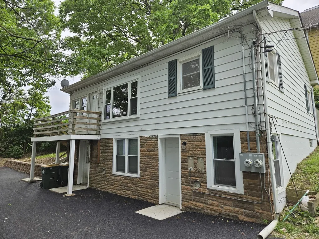 16 Riverview Street North Aurora IL 60542