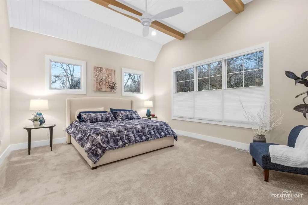 1862 West Wiesbrook Road Wheaton IL 60189