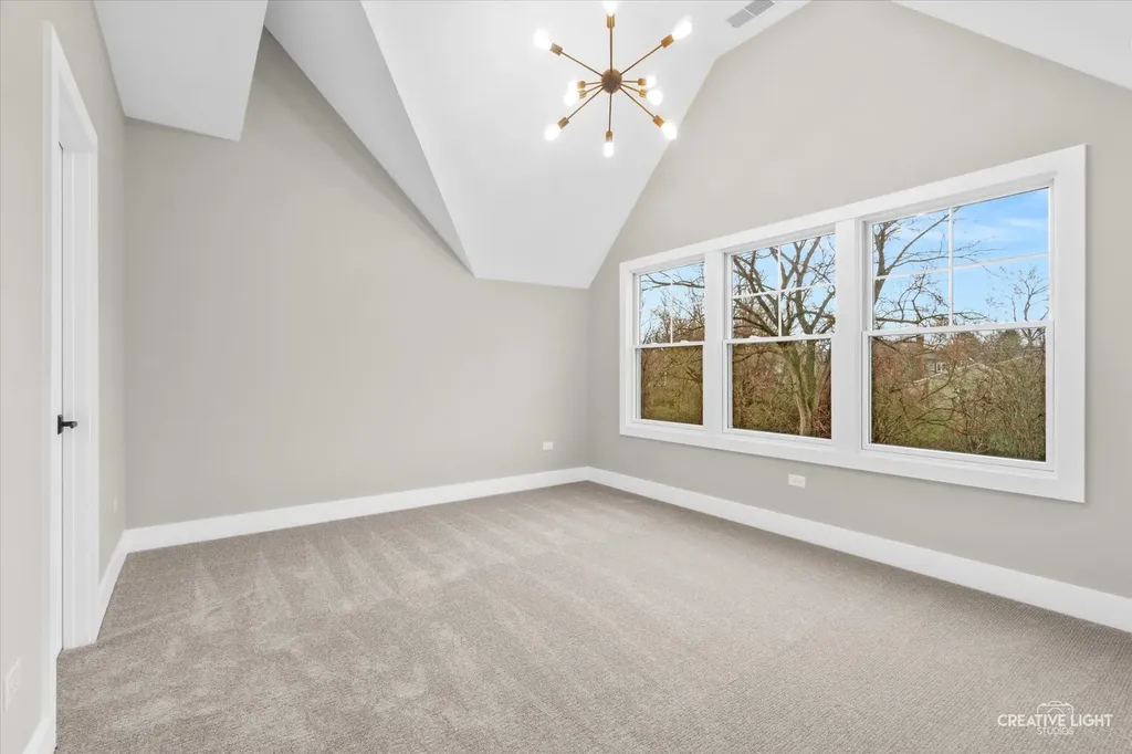1862 West Wiesbrook Road Wheaton IL 60189