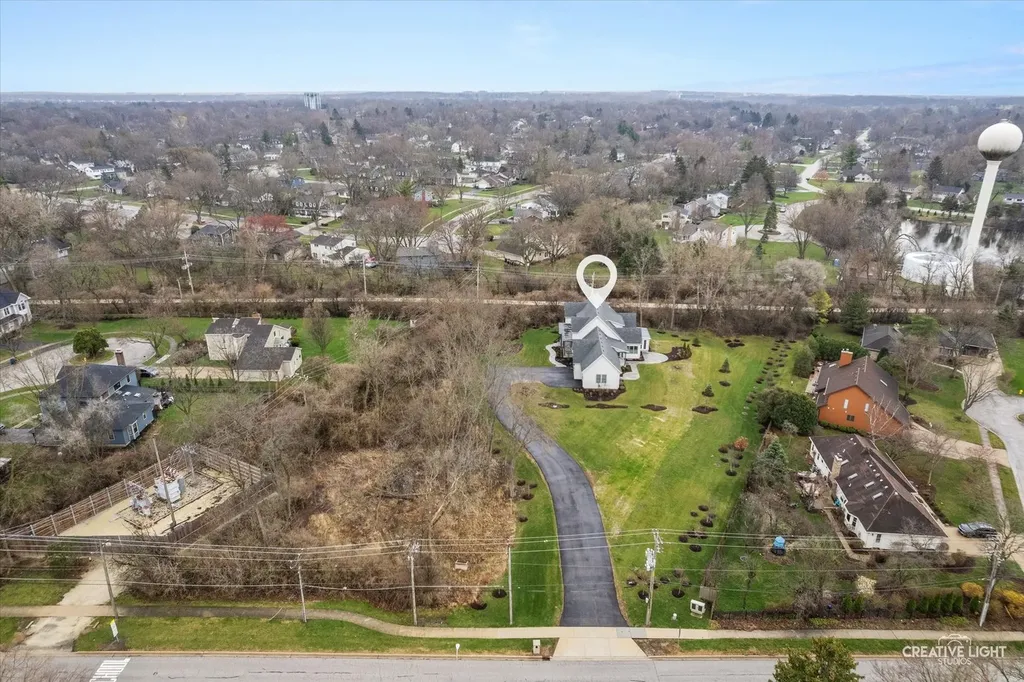 1862 West Wiesbrook Road Wheaton IL 60189