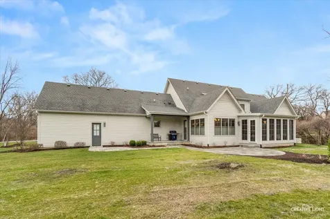 1862 West Wiesbrook Road Wheaton IL 60189