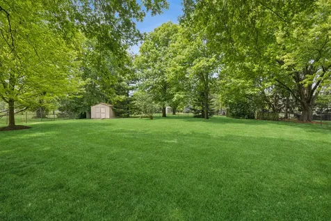 730 Yorktown Drive Algonquin IL 60102