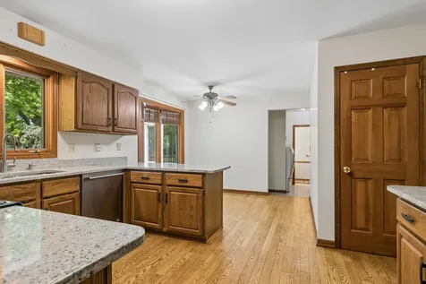 730 Yorktown Drive Algonquin IL 60102