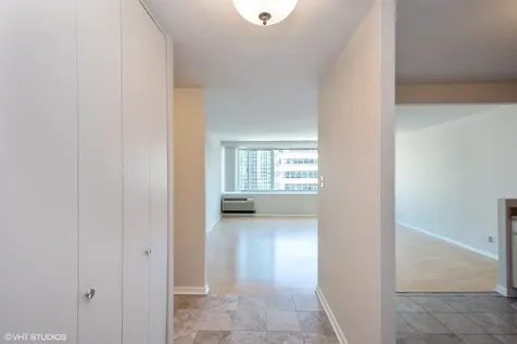 211 East Ohio Street Chicago IL 60611