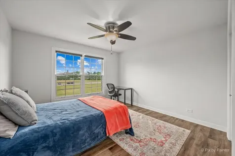 15 North Street Woodstock IL 60098