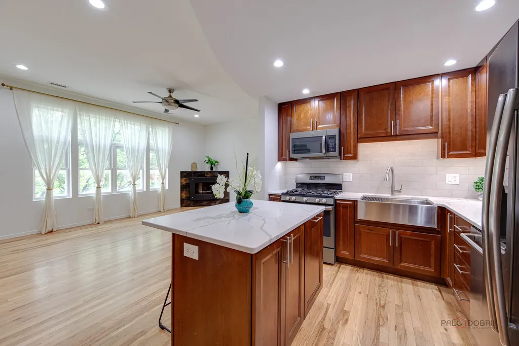 2300 West Bloomingdale Avenue Chicago IL 60647
