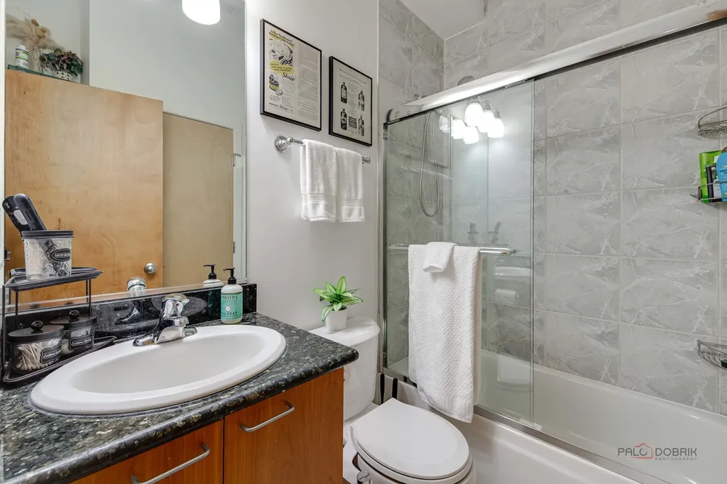 2300 West Bloomingdale Avenue Chicago IL 60647