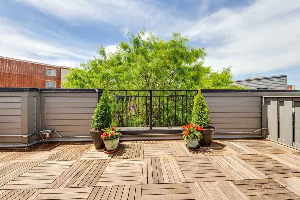 2300 West Bloomingdale Avenue Chicago IL 60647
