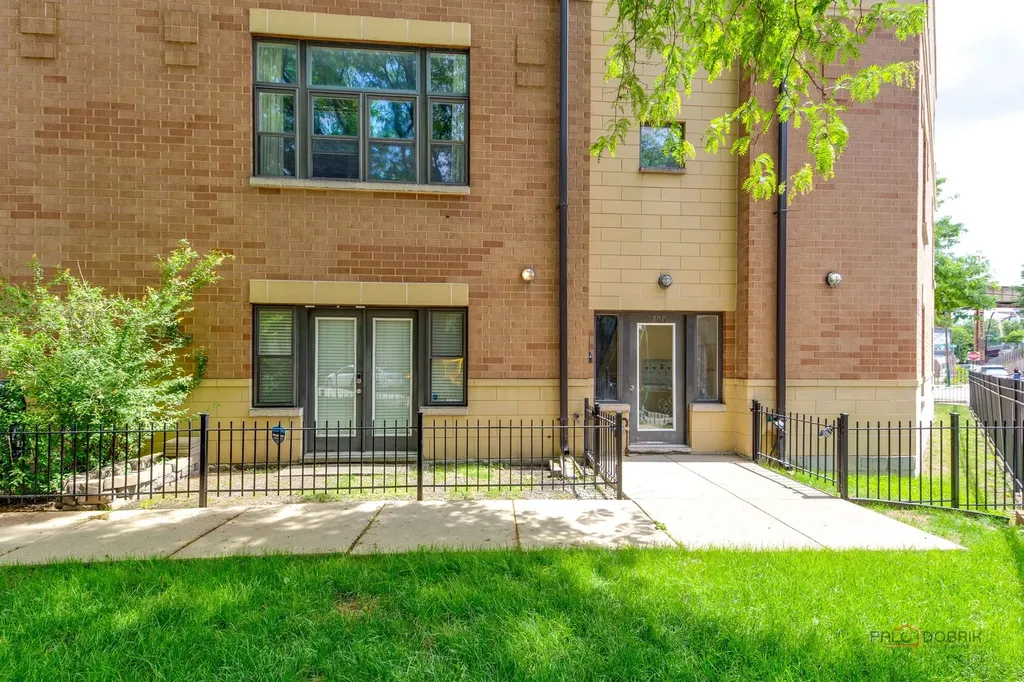 2300 West Bloomingdale Avenue Chicago IL 60647