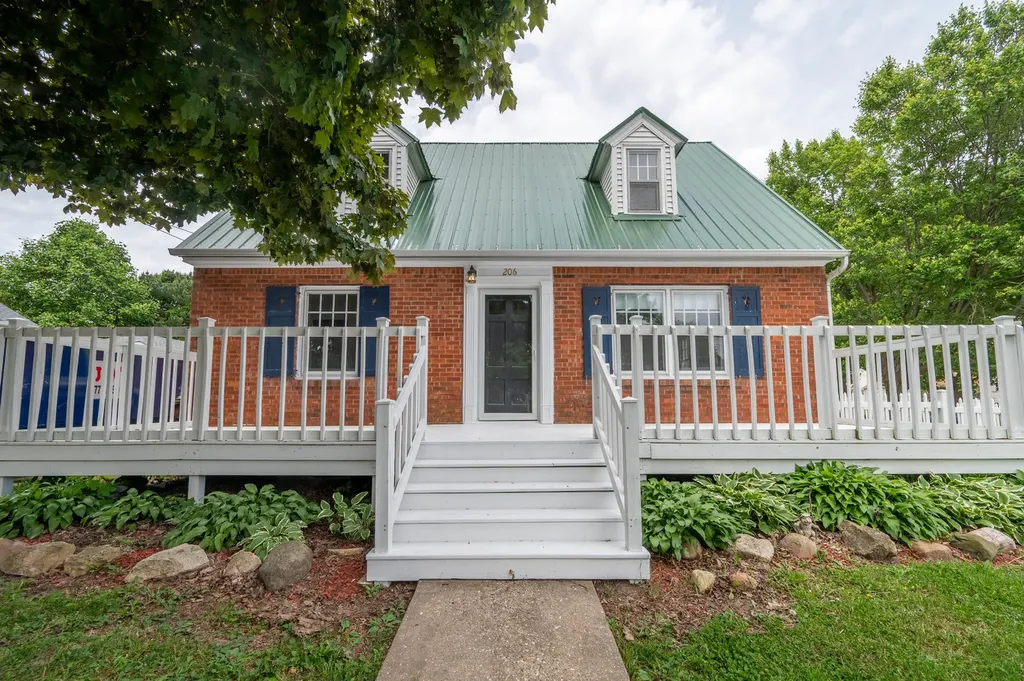 206 North Mulberry Street Mount Morris IL 61054