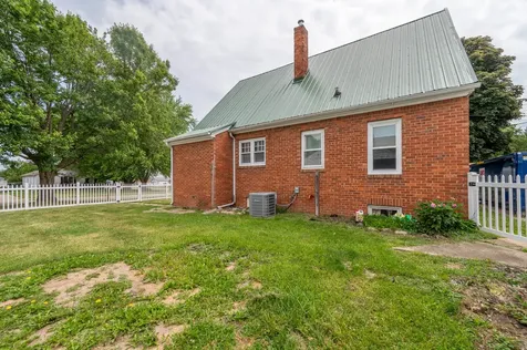 206 North Mulberry Street Mount Morris IL 61054