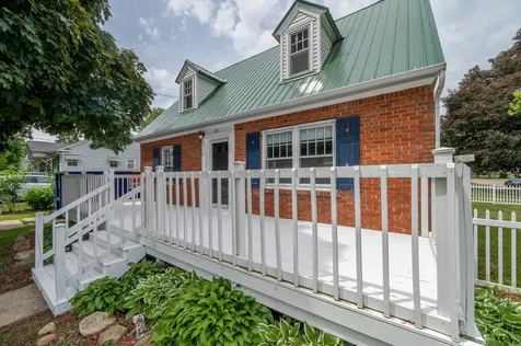 206 North Mulberry Street Mount Morris IL 61054