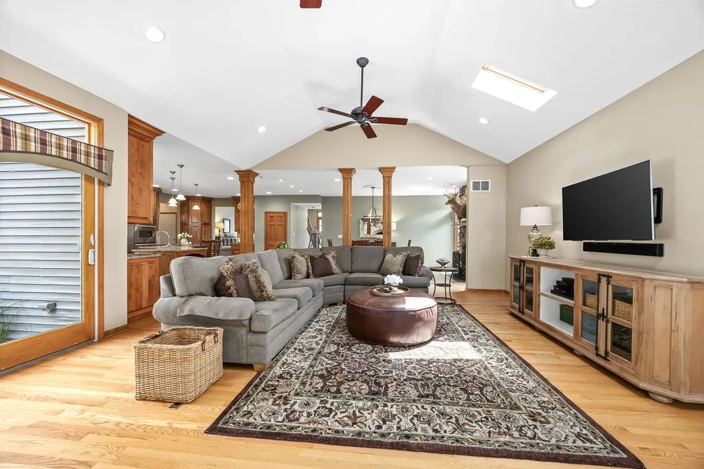4542 Hatch Lane Lisle IL 60532