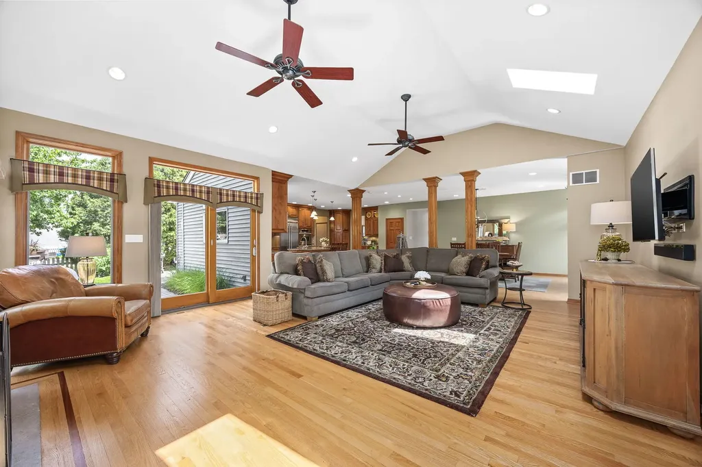 4542 Hatch Lane Lisle IL 60532