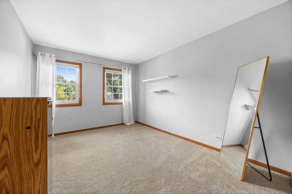 4542 Hatch Lane Lisle IL 60532
