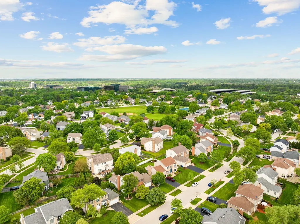 4542 Hatch Lane Lisle IL 60532