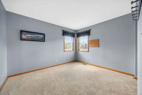 4542 Hatch Lane Lisle IL 60532