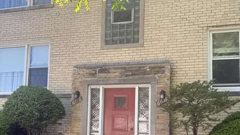 6618 North California Avenue Chicago IL 60645