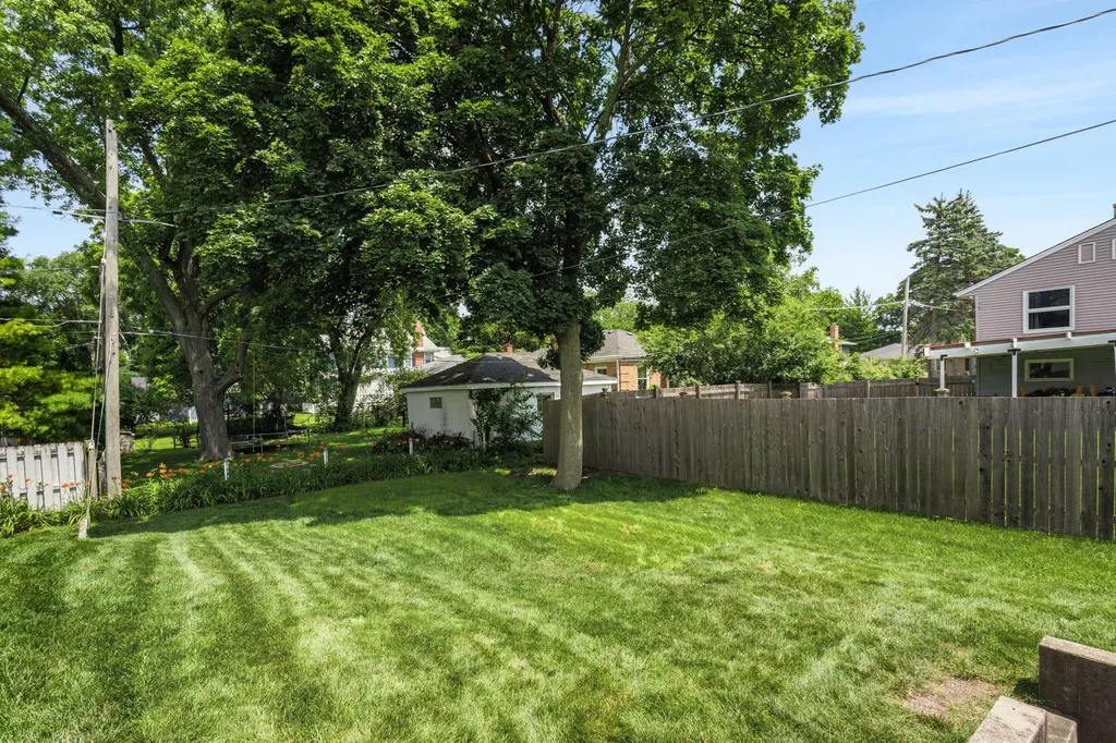 1215 West Roosevelt Road Wheaton IL 60187