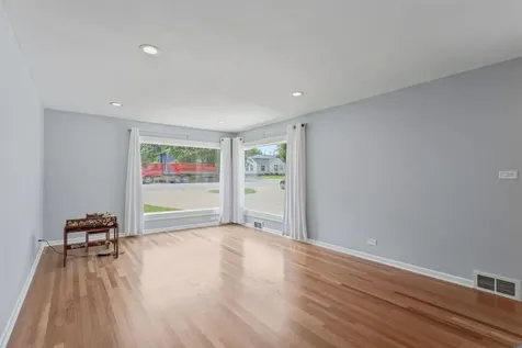 1215 West Roosevelt Road Wheaton IL 60187