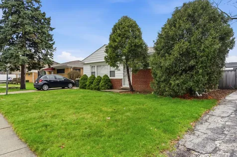 8346 North Octavia Avenue Niles IL 60714