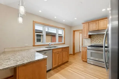 8346 North Octavia Avenue Niles IL 60714