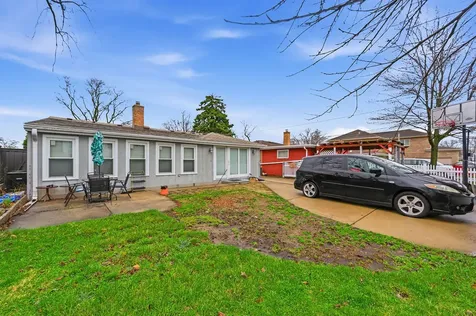 8346 North Octavia Avenue Niles IL 60714