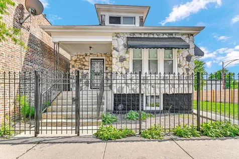 1205 East 93rd Street Chicago IL 60619