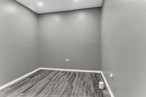 1205 East 93rd Street Chicago IL 60619