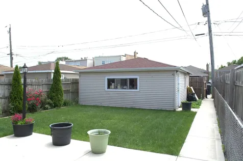 5929 West 64th Street Chicago IL 60638