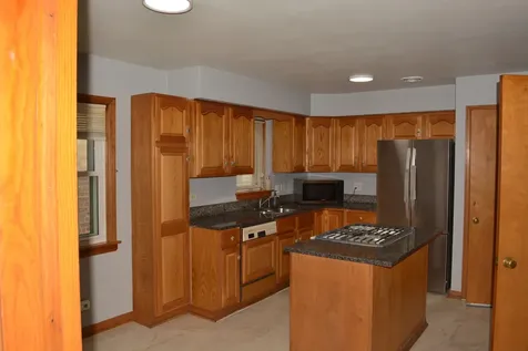 5929 West 64th Street Chicago IL 60638