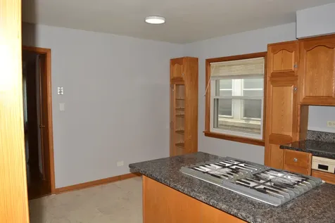 5929 West 64th Street Chicago IL 60638