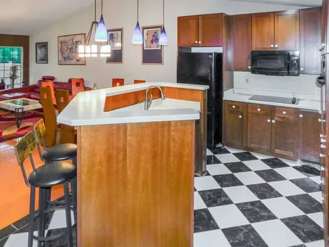 527 Trading Post Trail Rockton IL 61072