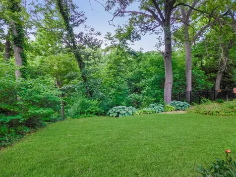 527 Trading Post Trail Rockton IL 61072