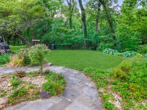 527 Trading Post Trail Rockton IL 61072