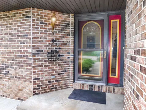 527 Trading Post Trail Rockton IL 61072