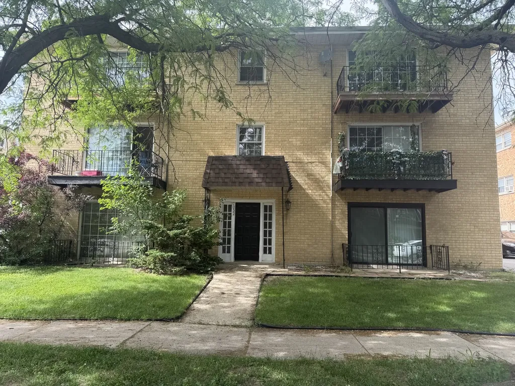 7032 O Connell Drive Chicago Ridge IL 60415