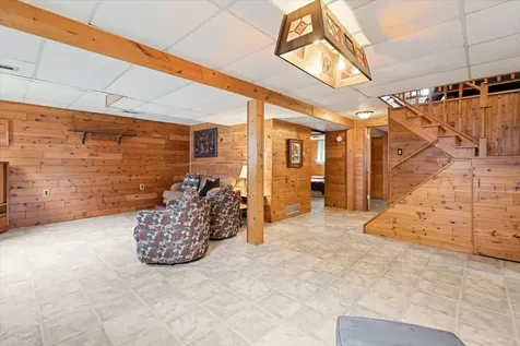 121 Seton Place Streamwood IL 60107