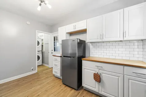 10150 South Wentworth Avenue Chicago IL 60628