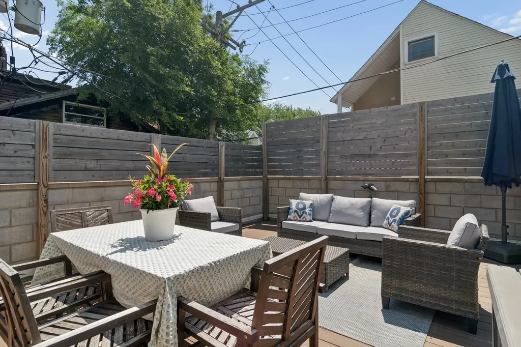 1415 West Belmont Avenue Chicago IL 60657