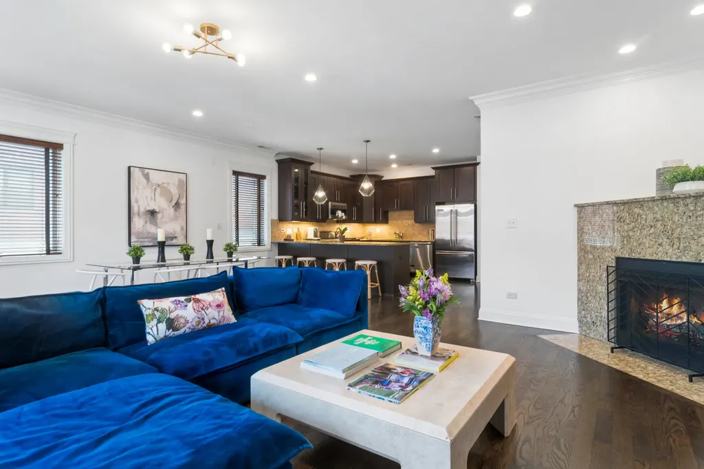1415 West Belmont Avenue Chicago IL 60657